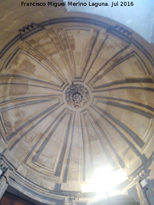 Catedral de Jan. Escalera de Caracol de la Torre Norte - Catedral de Jan. Escalera de Caracol de la Torre Norte. Cpula