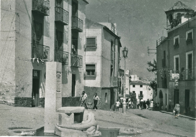 Plaza de la Magdalena - Plaza de la Magdalena. Foto antigua. Fotografa de Jaime Rosell Caada. Archivo IEG