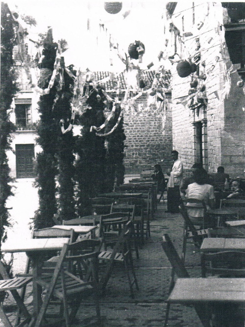 Plaza de los Jardinillos - Plaza de los Jardinillos. Foto antigua. Terraza del Bar Manolo