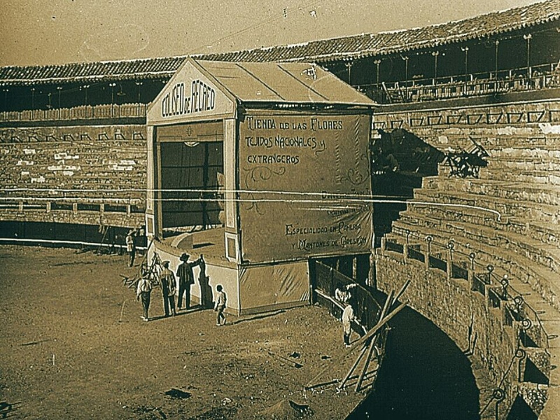 Plaza de Toros de Jan - Plaza de Toros de Jan. Foto antigua