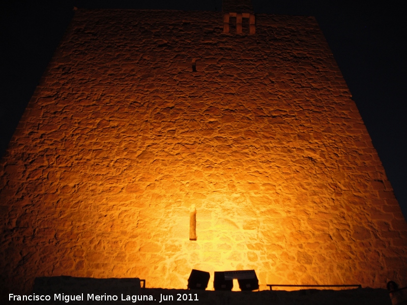 Castillo Nuevo de Santa Catalina. Torre del Homenaje - Castillo Nuevo de Santa Catalina. Torre del Homenaje. De noche