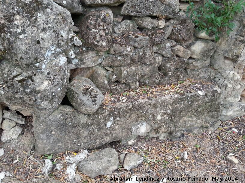 Casera de los Frailes - Casera de los Frailes. Sillar