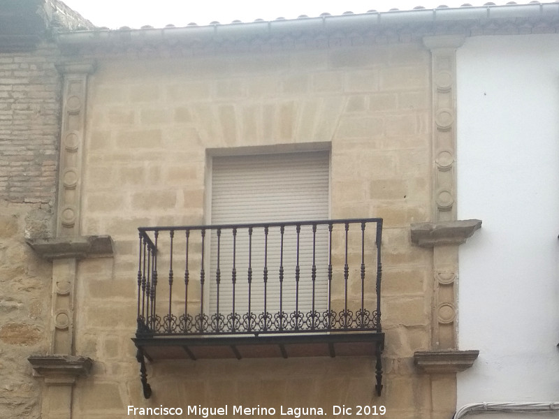 Casa de la Calle Conde Mejorada n� 9 - Casa de la Calle Conde Mejorada n� 9. Pilastras y balc�n