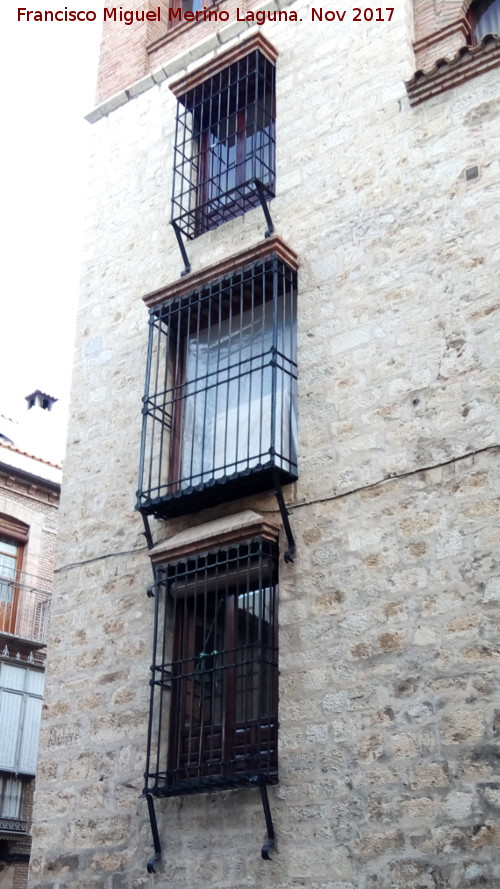 Palacio de los Garca Quesada - Palacio de los Garca Quesada. Rejas con jabalcones