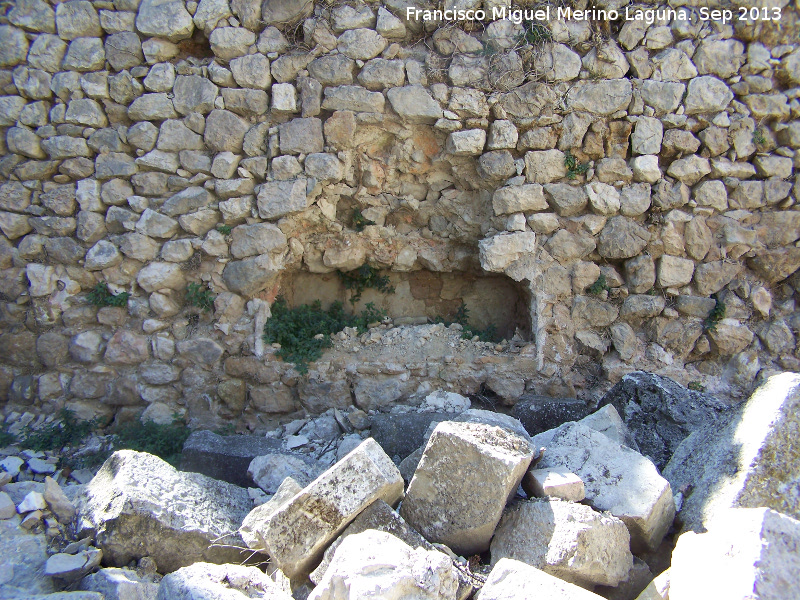 Iglesia de Santo Domingo - Iglesia de Santo Domingo. Hueco de una tumba