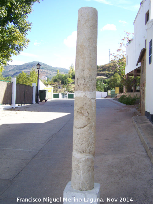 Columnas de la Calle Paraiso - Columnas de la Calle Paraiso. Columna derecha
