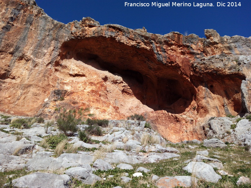 Abrigo-Santuario de Ntra Sra de los Rafaeles - Abrigo-Santuario de Ntra Sra de los Rafaeles. 