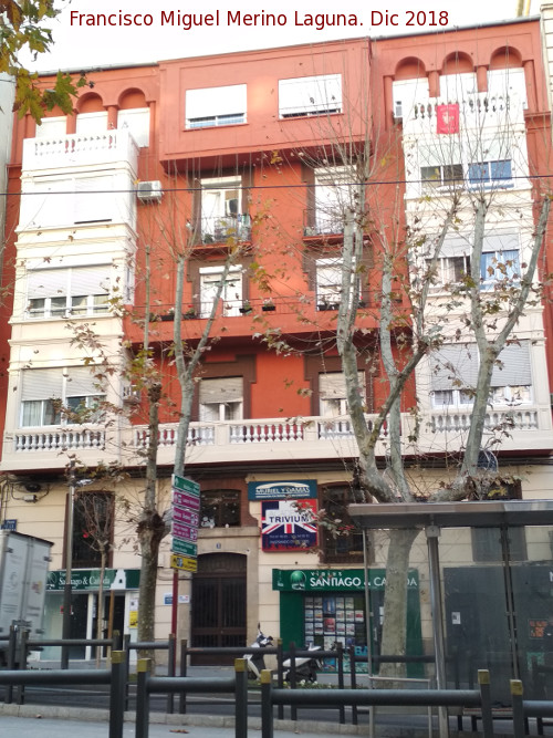 Edificio del Paseo de la Estacin n 1 - Edificio del Paseo de la Estacin n 1. 