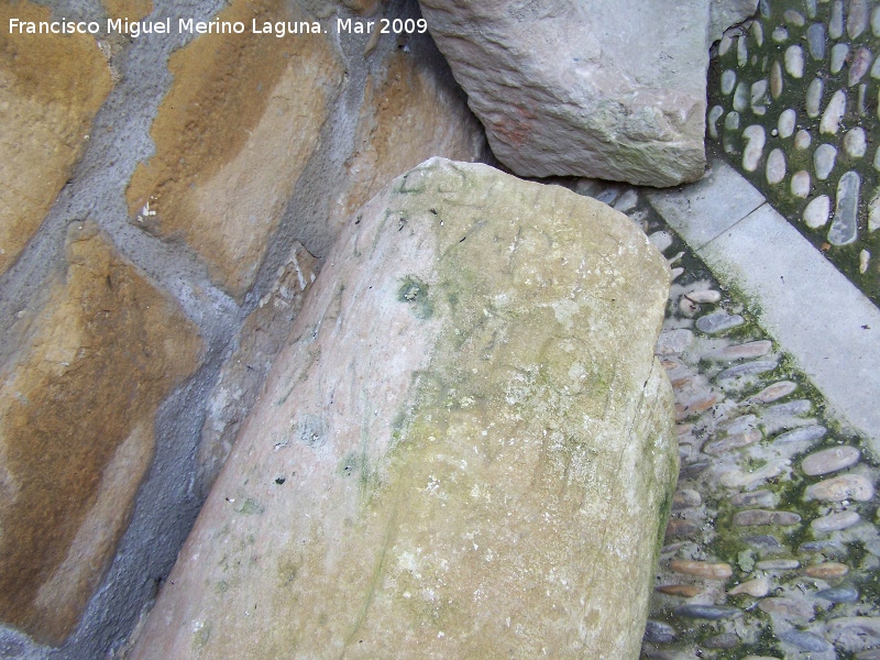 Cerro Maquiz - Cerro Maquiz. Inscripci�n del miliario en el Palacio