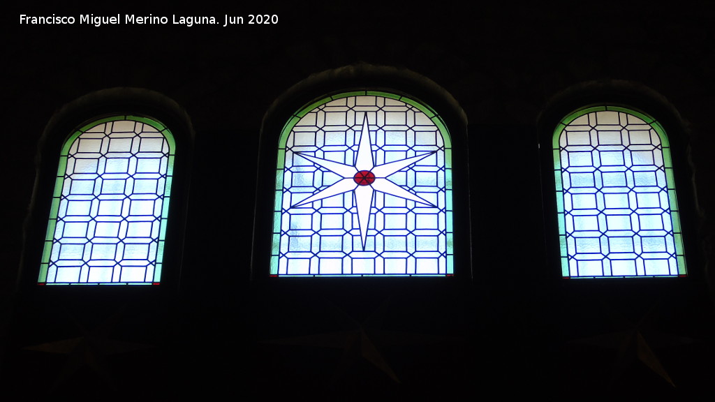 Ermita de la Virgen de la Estrella - Ermita de la Virgen de la Estrella. Vidrieras