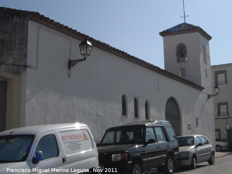 Ermita de San Isidro - Ermita de San Isidro. Lateral