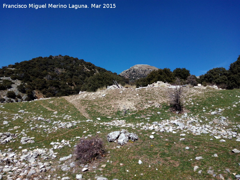 Era de El Castillejo - Era de El Castillejo. Restos del cortijo y corrales