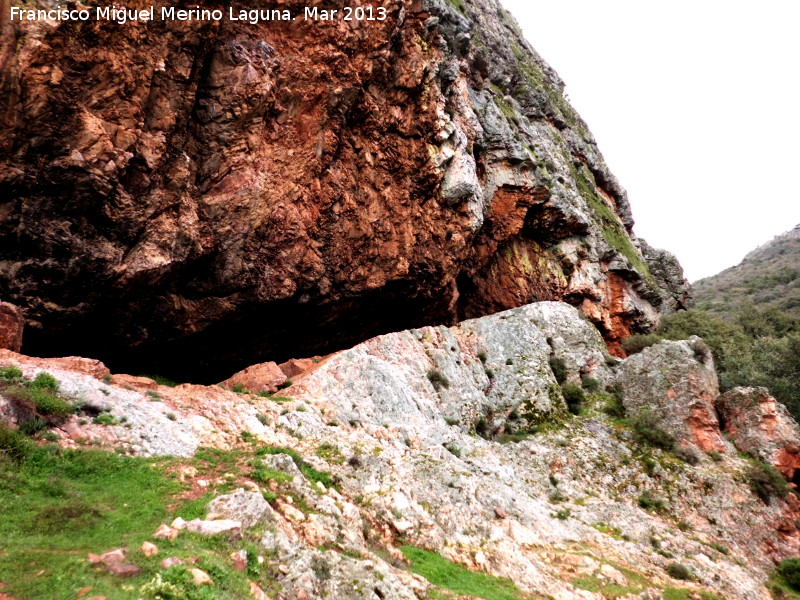 Cueva de los Mu�ecos - Cueva de los Mu�ecos. 