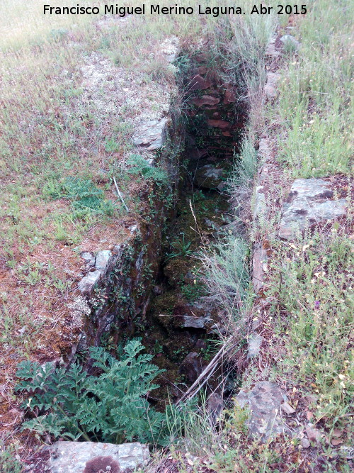 Noria de las Suertes de Miranda - Noria de las Suertes de Miranda. Pozo cegado