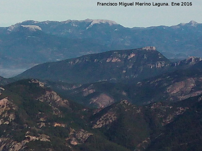 Cerro Bucentaina - Cerro Bucentaina. Desde el Yelmo