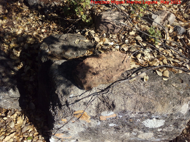 Yacimiento La Cerca - Yacimiento La Cerca. Sillar y cermica