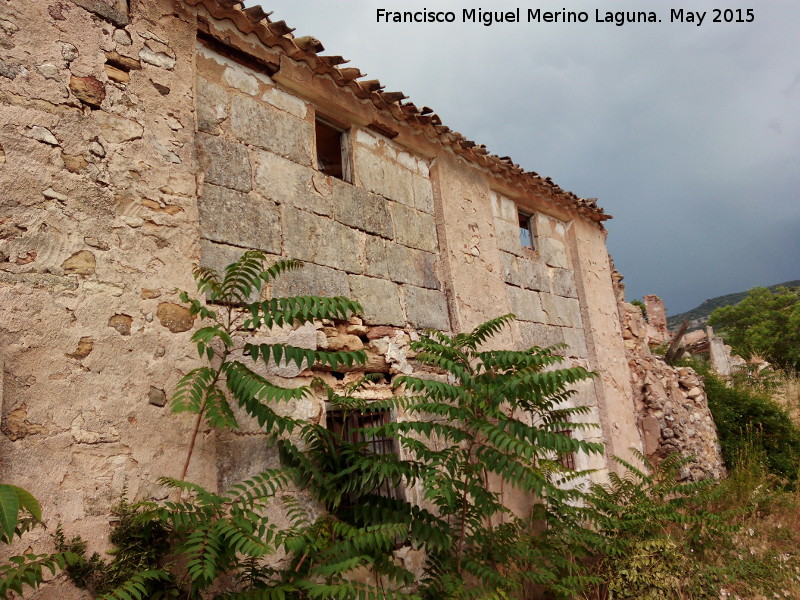 Cortijo de Santa Olalla - Cortijo de Santa Olalla. Construccin con lajas de piedra rectangulares