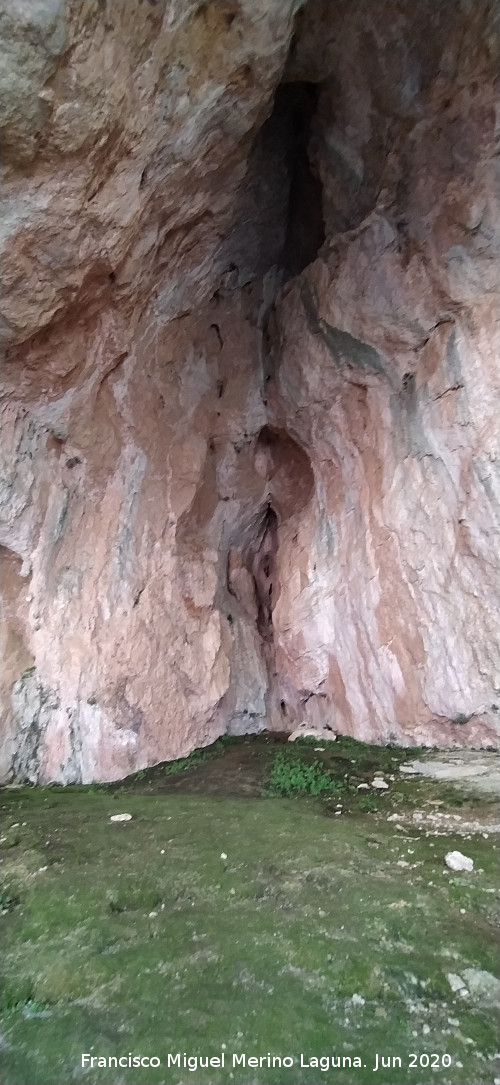 Cueva de las Grajas - Cueva de las Grajas. Nacimiento