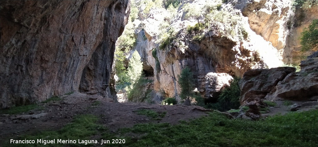 Cueva de las Grajas - Cueva de las Grajas. 
