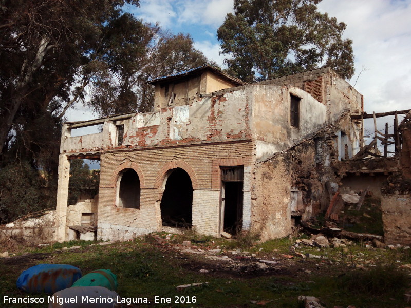 Caser�a del Puente - Caser�a del Puente. Parte trasera