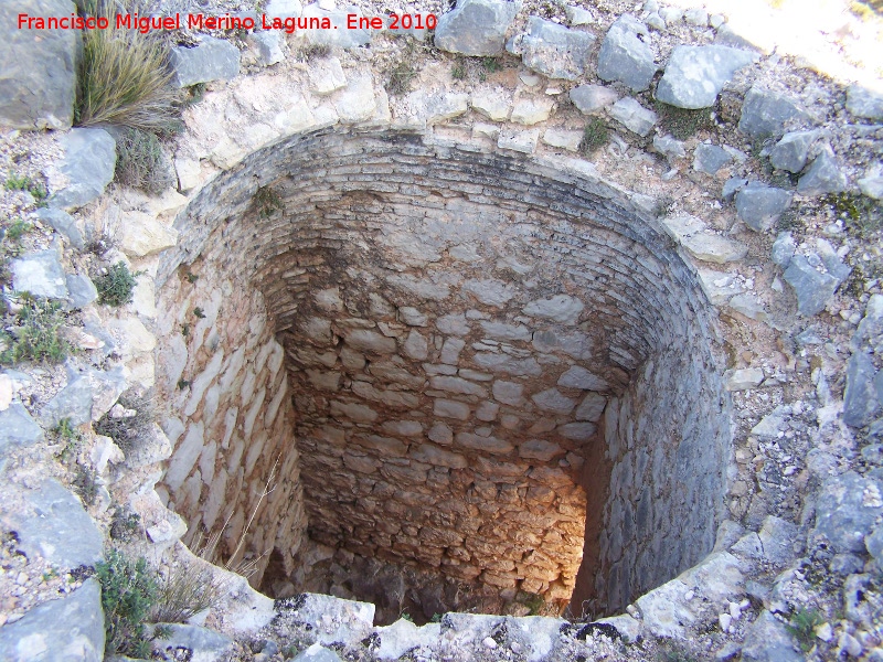 Castillo de Otiar. Torren de Acceso - Castillo de Otiar. Torren de Acceso. Habitculo desde la azotea