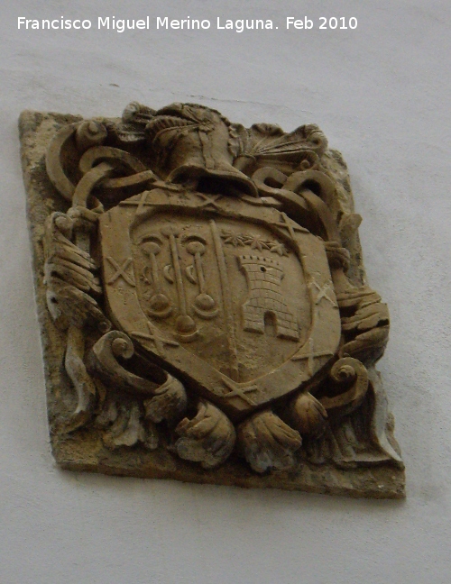 Casa de la Calle Garca Requena n 13 - Casa de la Calle Garca Requena n 13. Escudo