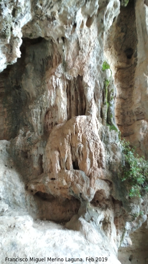 Cueva del Jabonero - Cueva del Jabonero. Formaciones rocosas