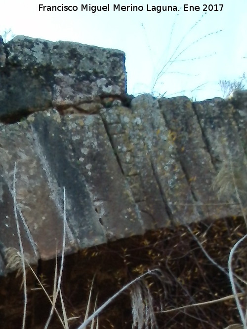 Puente Mocho - Puente Mocho. Dovela reutilizada de Cstulo en la parte de Linares