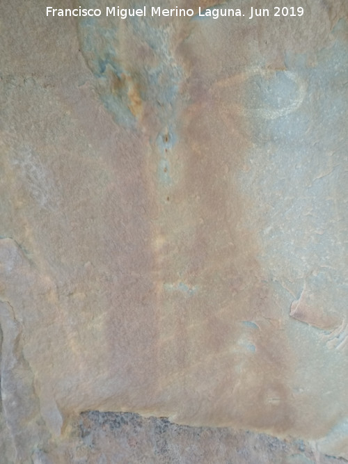 Pinturas rupestres del Poyo Inferior de la Cimbarra - Pinturas rupestres del Poyo Inferior de la Cimbarra. Barra roja y figura en blanco