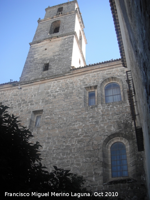 Hospital de Santiago. Capilla - Hospital de Santiago. Capilla. Torre izquieda