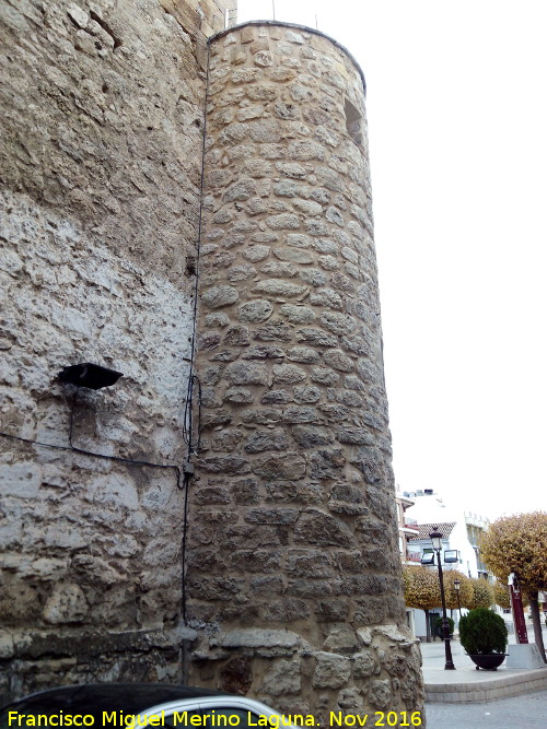 Iglesia de San Bartolom - Iglesia de San Bartolom. Torren adosado