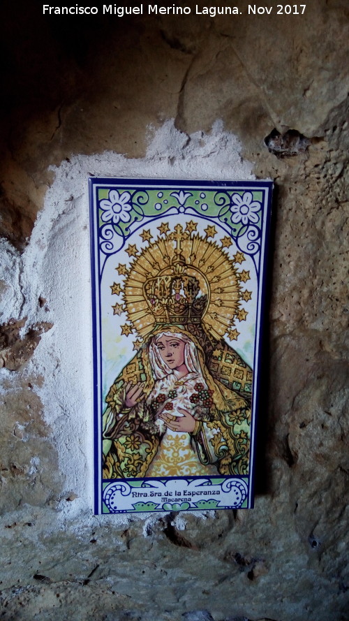 Cueva de la Macarena - Cueva de la Macarena. Azulejo