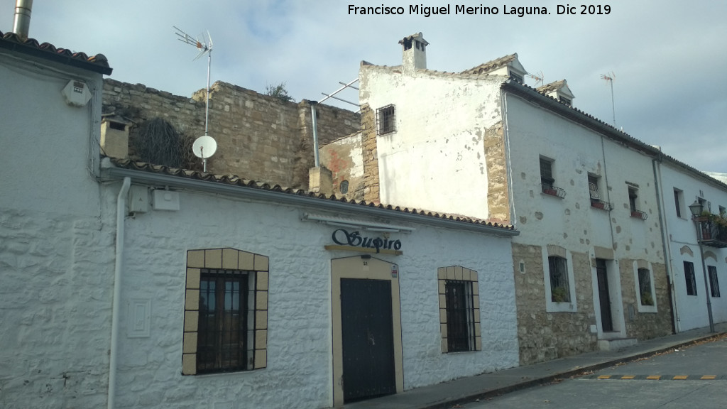 Muralla de la Redonda de Miradores - Muralla de la Redonda de Miradores. Muralla tras las casas