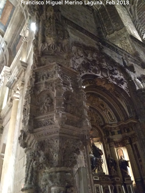 Monasterio de los Jer�nimos - Monasterio de los Jer�nimos. P�lpito