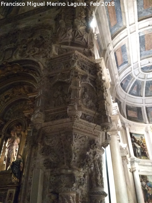 Monasterio de los Jer�nimos - Monasterio de los Jer�nimos. P�lpito
