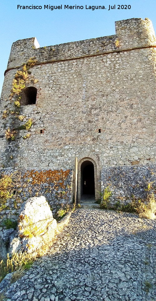 Castillo de Zahara de la Sierra - Castillo de Zahara de la Sierra. Torre del Homenaje