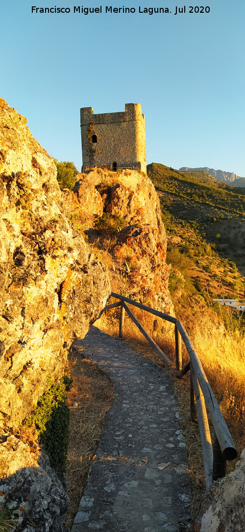 Castillo de Zahara de la Sierra - Castillo de Zahara de la Sierra. Torre del Homenaje