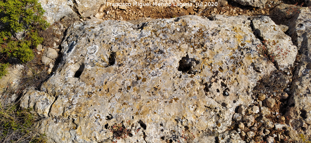Cazoletas del Cerro de la Mina - Cazoletas del Cerro de la Mina. Cazoletas de la izquierda