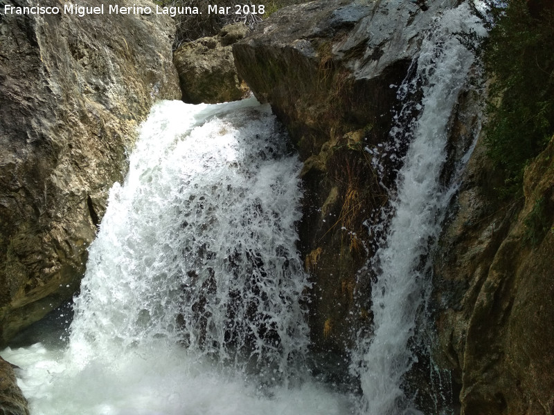 Cascada Cuarta de la Osera - Cascada Cuarta de la Osera. 