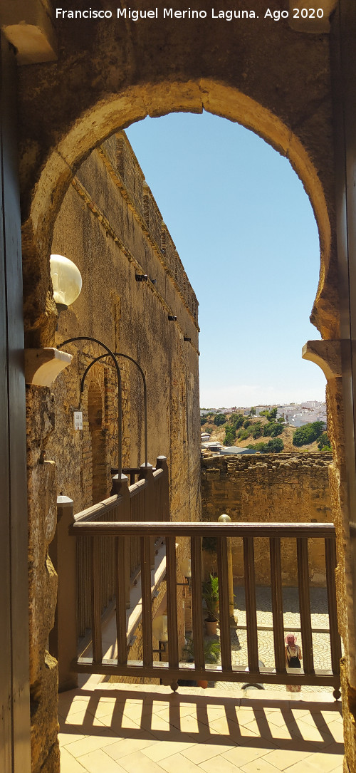 Alc�zar de la Puerta de Sevilla - Alc�zar de la Puerta de Sevilla. Puerta de la Torre del Oro