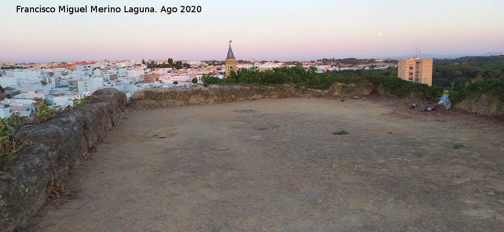 Castillo de Alcal� de Guadaira - Castillo de Alcal� de Guadaira. 