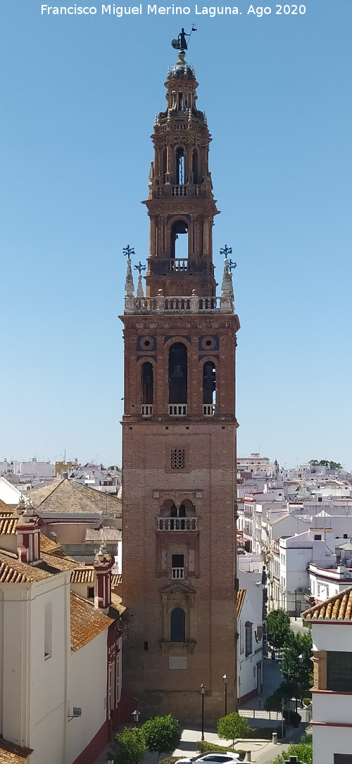 Iglesia de San Pedro - Iglesia de San Pedro. Campanario
