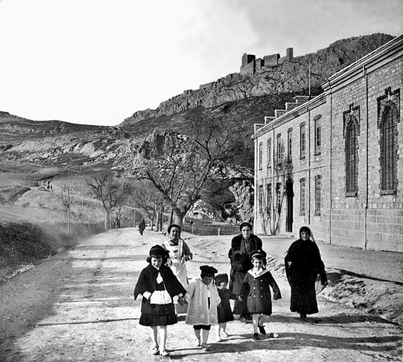 Calle Juan Montilla - Calle Juan Montilla. Foto antigua