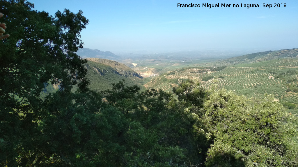 Castillo de la Yedra - Castillo de la Yedra. Vistas hacia Fuensanta de Martos