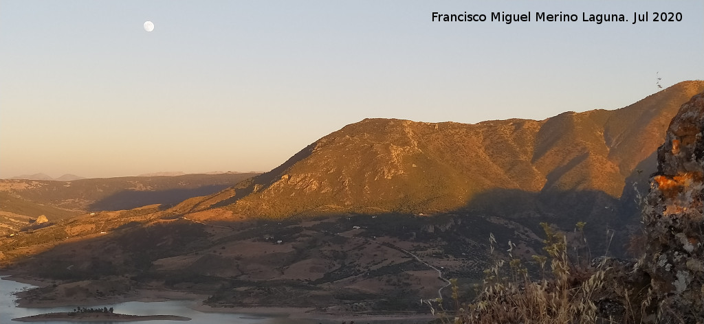 Luna - Luna. Desde Zahara de la Sierra