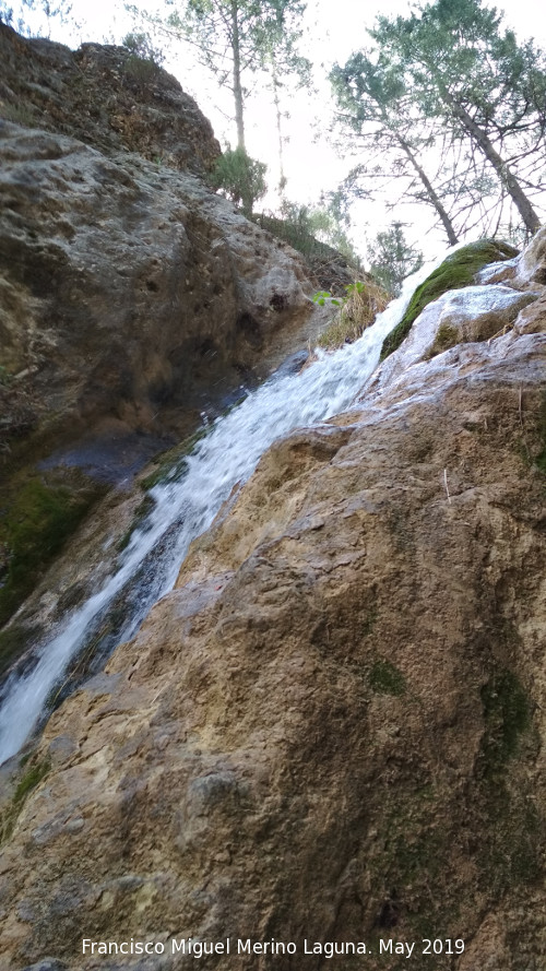 Cascada Primera de la Hueta - Cascada Primera de la Hueta. 