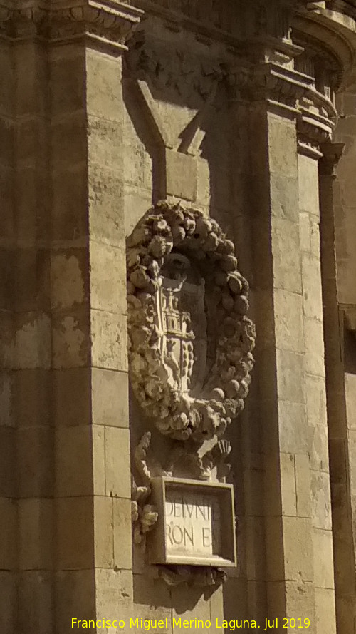 Catedral de Santa Mara. Capilla de Juntern - Catedral de Santa Mara. Capilla de Juntern. Escudo