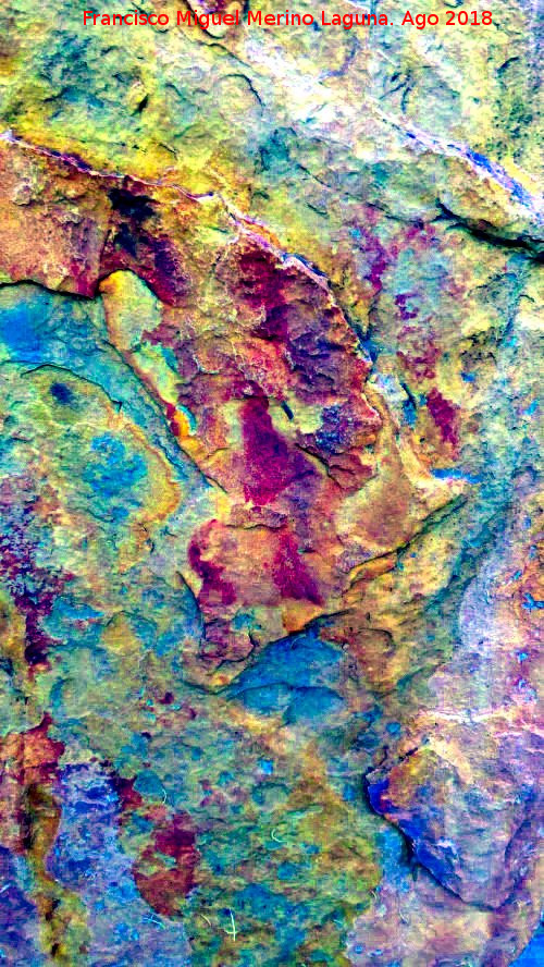 Pinturas rupestres de la Raspa de Piedra Redonda IV - Pinturas rupestres de la Raspa de Piedra Redonda IV. Tratada con Dstretch