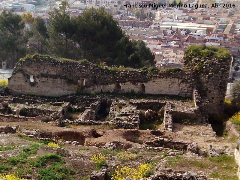 La Mota. Muralla del Arrabal Viejo - La Mota. Muralla del Arrabal Viejo. Lienzo a intramuros y Torren II