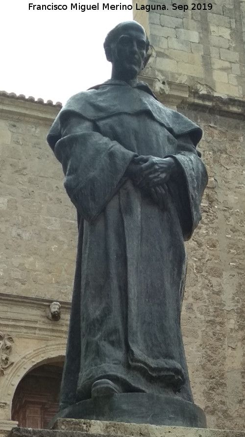 Monumento a Fray Luis de Granada - Monumento a Fray Luis de Granada. Estatua